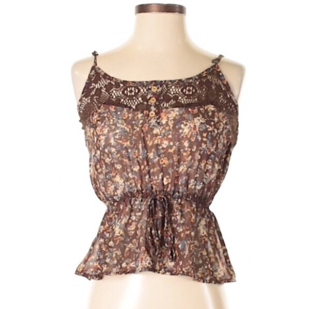 Full tilt sleeveless blouse